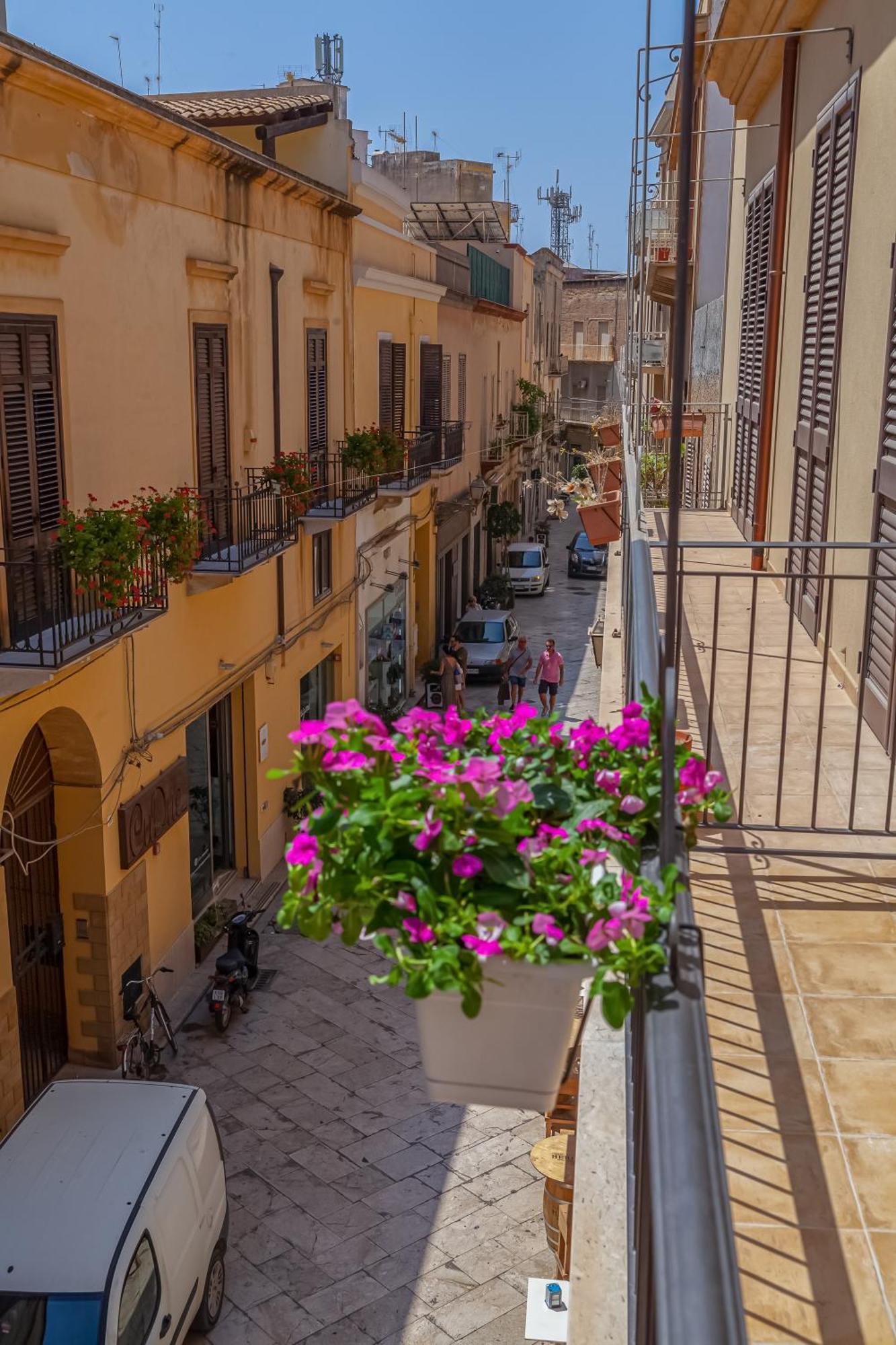 Isgro Rooms Marsala Luaran gambar